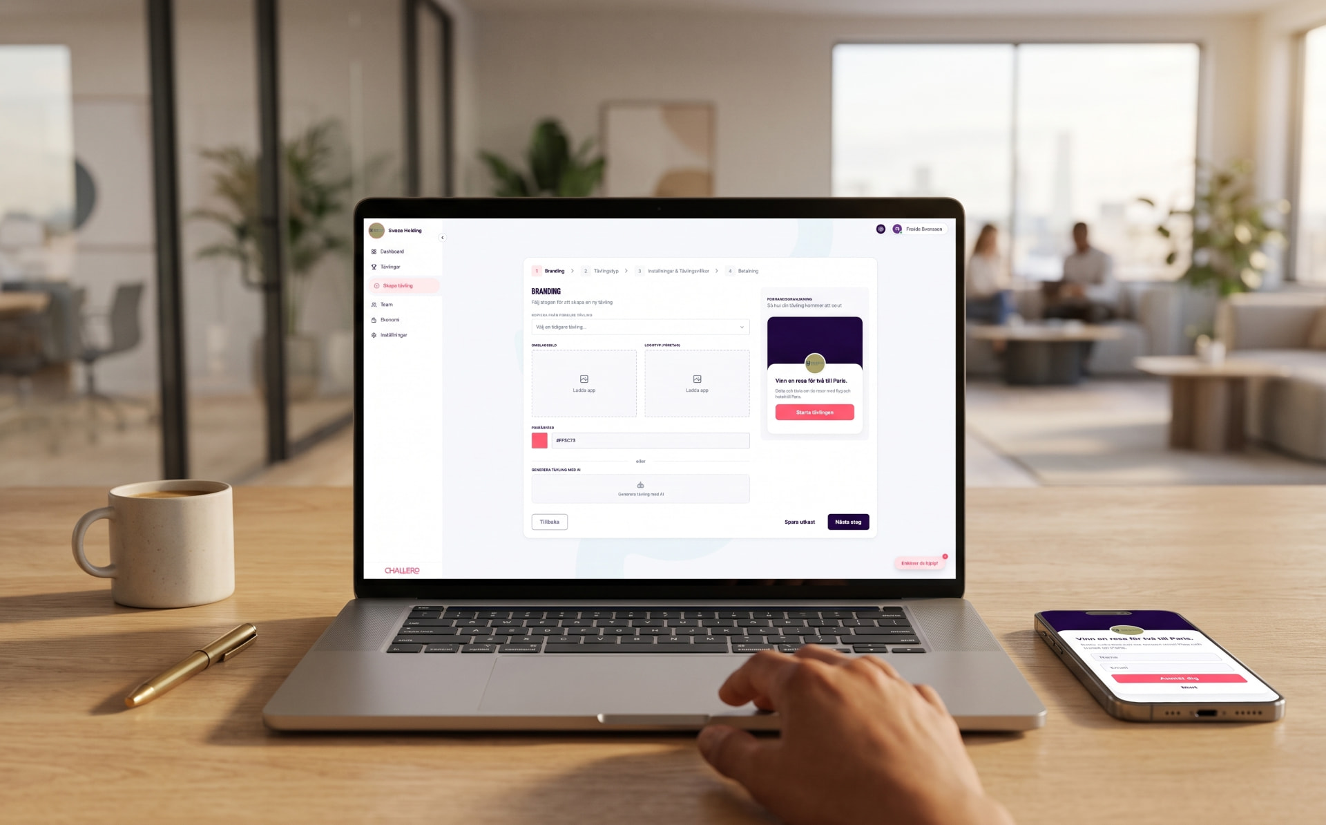 Laptop och mobil som visar leadflöde och tävling för B2B eller digital tjänst.